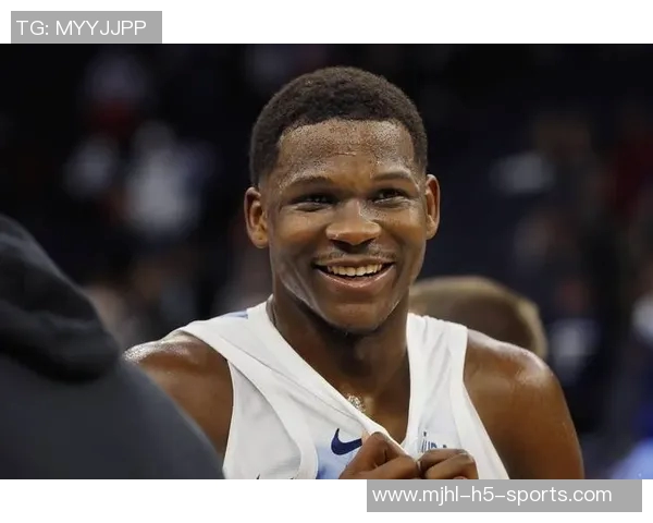 爱德华兹谈三人性格差异与默契直言杰登与里德都很安静